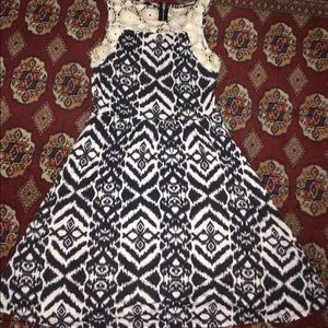 Black and cream pattern dress